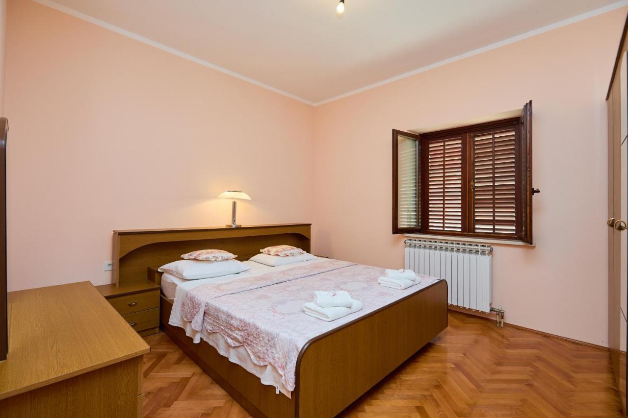 Helton Seaview Apartments Orasac Buitenkant foto